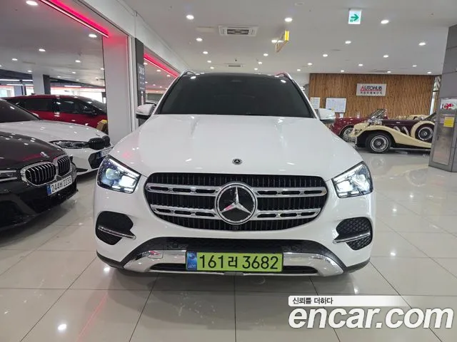 Mercedes-Benz E-Класс 2026 thumb 10