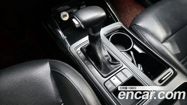 Kia Sorento 2017 thumb 10