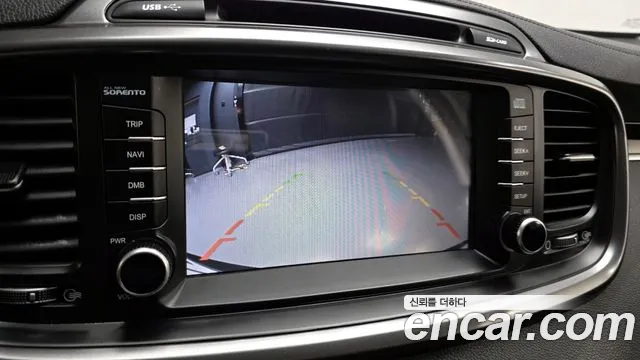 Kia Sorento 2017 thumb 11