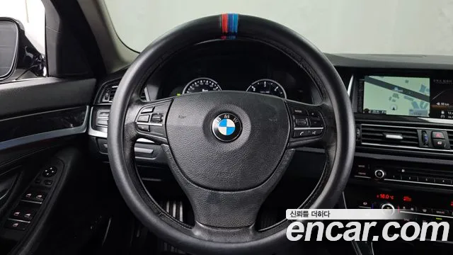BMW 5 серии 2015 thumb 2