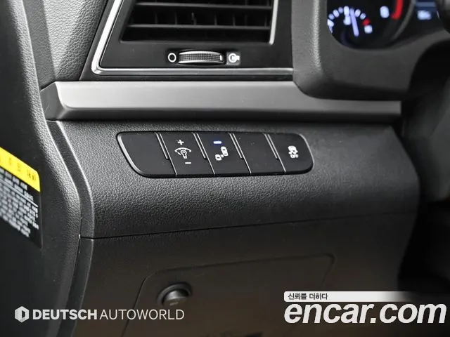 Hyundai Avante 2017 thumb 10