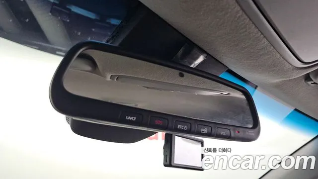 Kia Niro 2019 thumb 2