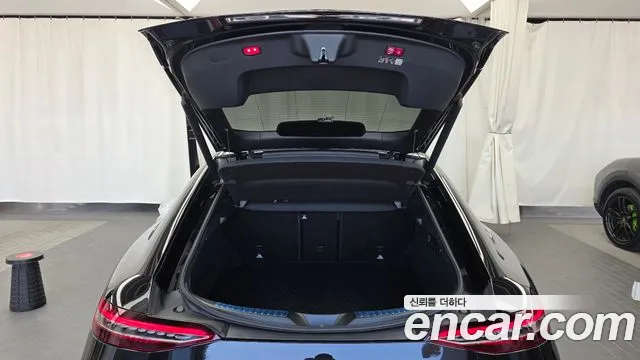 Mercedes-Benz AMG GT 2024 thumb 12