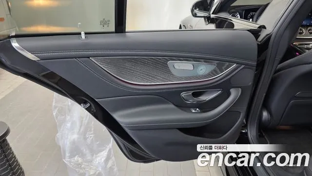 Mercedes-Benz AMG GT 2024 thumb 11