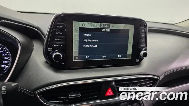 Hyundai Santa Fe 2019 thumb 9