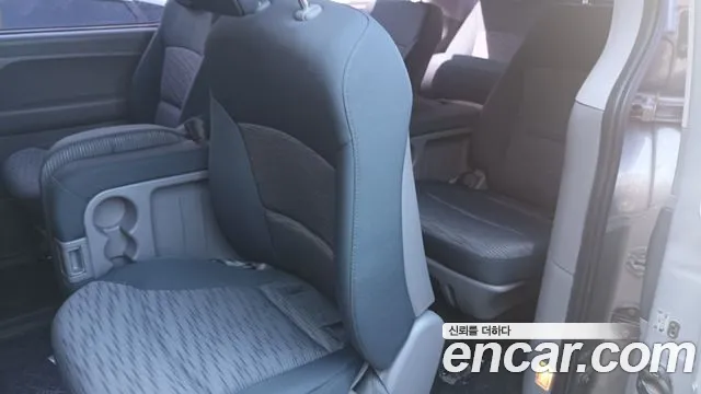 Hyundai Staria 2016 thumb 6