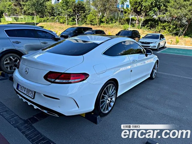 Mercedes-Benz C-Class 2017 thumb 5