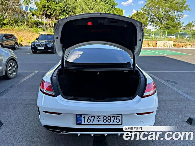 Mercedes-Benz C-Class 2017 thumb 7