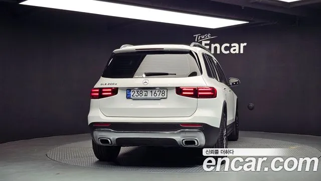 Mercedes-Benz GLB 2024 thumb 11