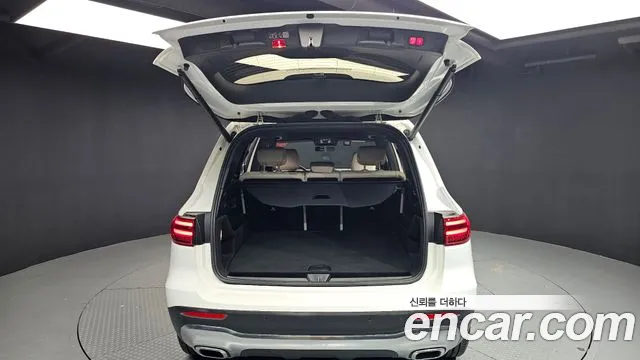 Mercedes-Benz GLB 2024 thumb 10