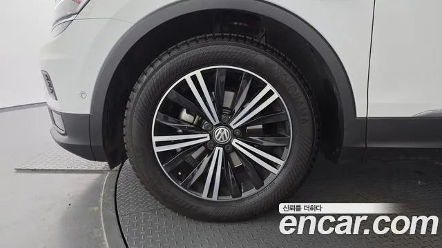 Volkswagen Tiguan 2020 thumb 12