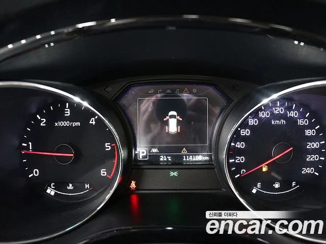 Kia Carnival 2016 thumb 2