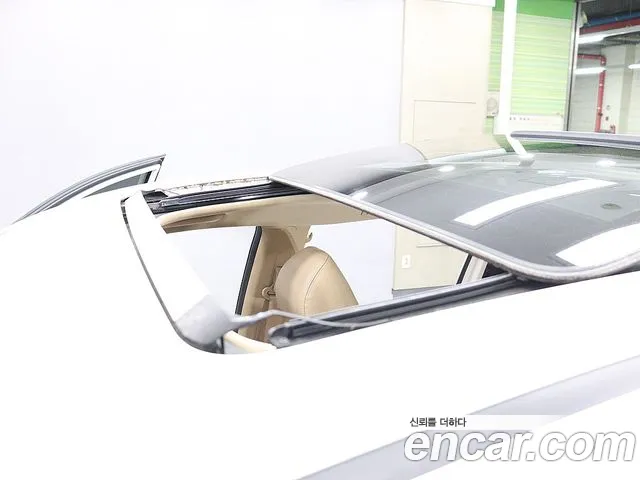 Kia Carnival 2016 thumb 8