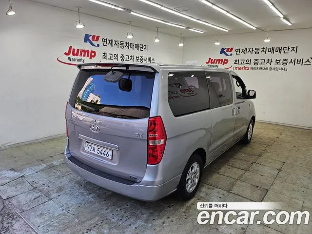 Hyundai Staria 2011 thumb 10