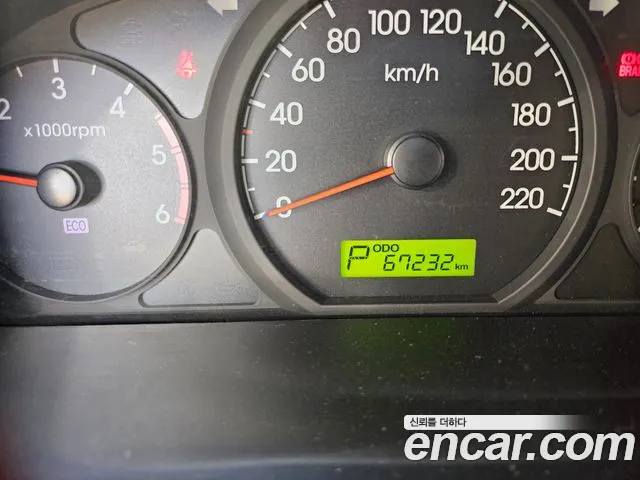 Hyundai Staria 2011 thumb 9