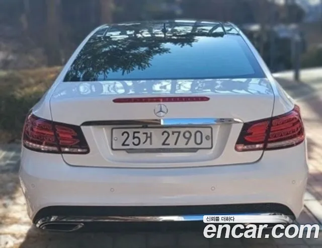 Mercedes-Benz E-Class 2014 thumb 3