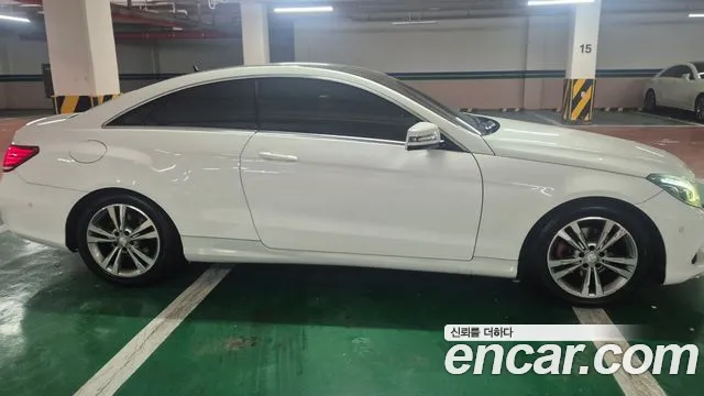 Mercedes-Benz E-Class 2014 thumb 5