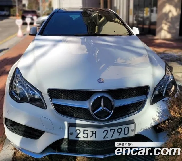 Mercedes-Benz E-Class 2014 thumb 6