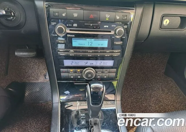 Kia Opirus 2009 thumb 4