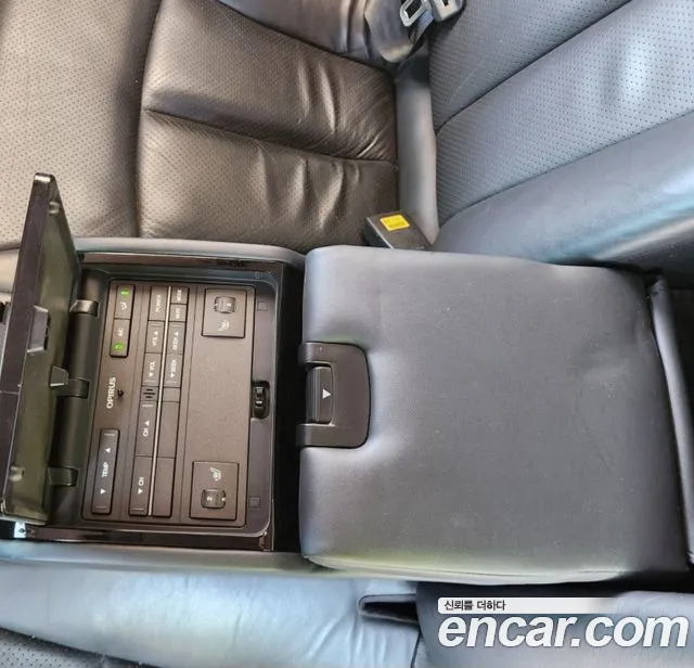 Kia Opirus 2009 thumb 5