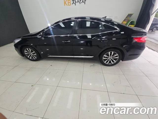 Hyundai Grandeur 2012 thumb 9