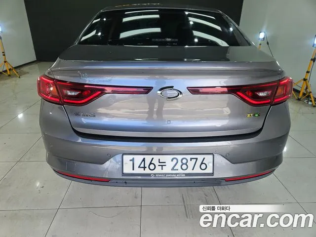 Renault SM6 2018 thumb 10