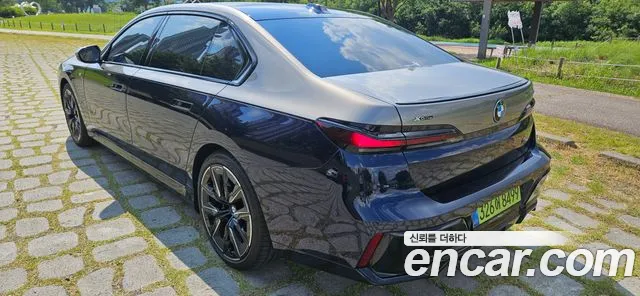 BMW 7 серии 2025 thumb 11