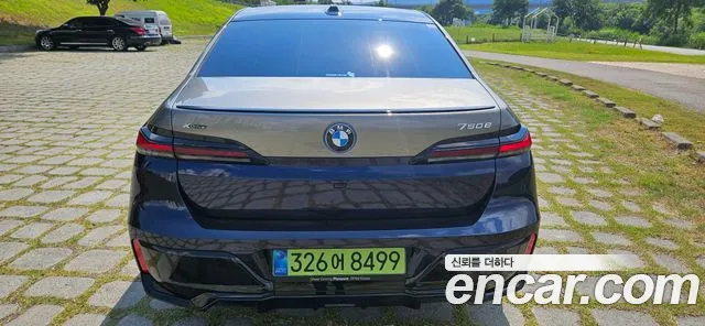 BMW 7 серии 2025 thumb 6