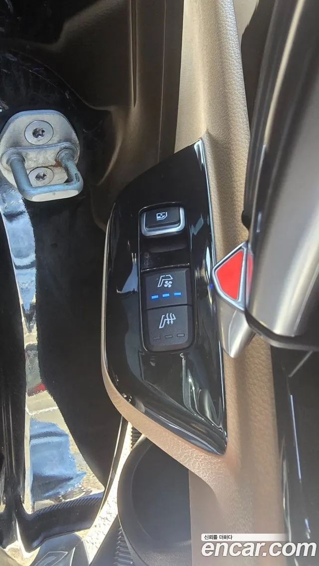 Kia Carnival 2020 thumb 2