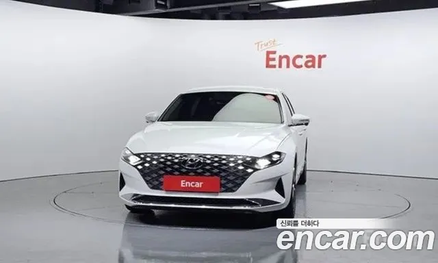 Hyundai Grandeur 2020 thumb 2