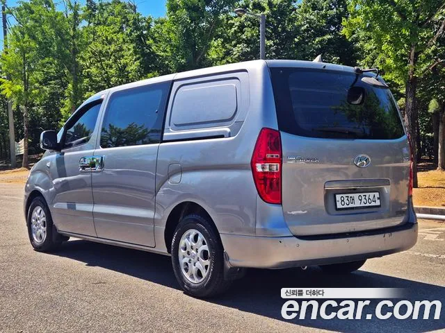 Hyundai Staria 2015 thumb 12