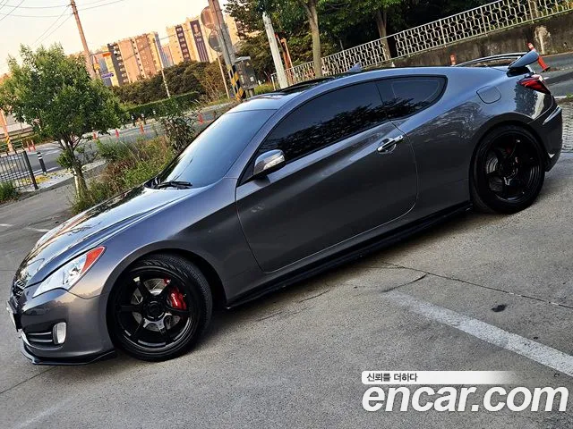 Hyundai Genesis 2009 thumb 8