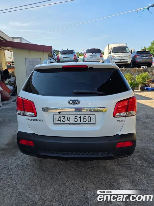 Kia Sorento 2010 thumb 4