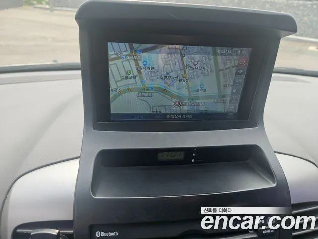 Kia Canival 2012 thumb 4