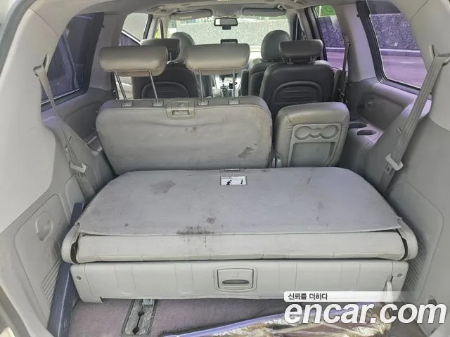 Kia Canival 2012 thumb 9