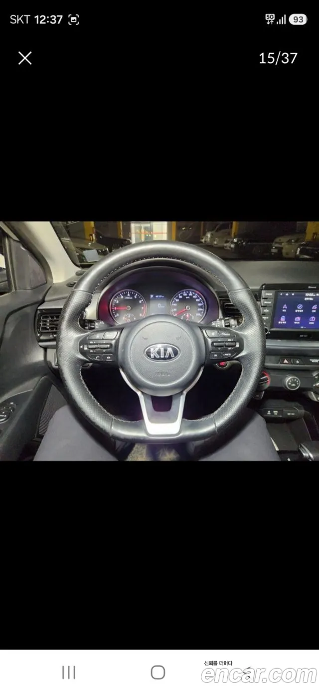 Kia Stonic 2019 thumb 2