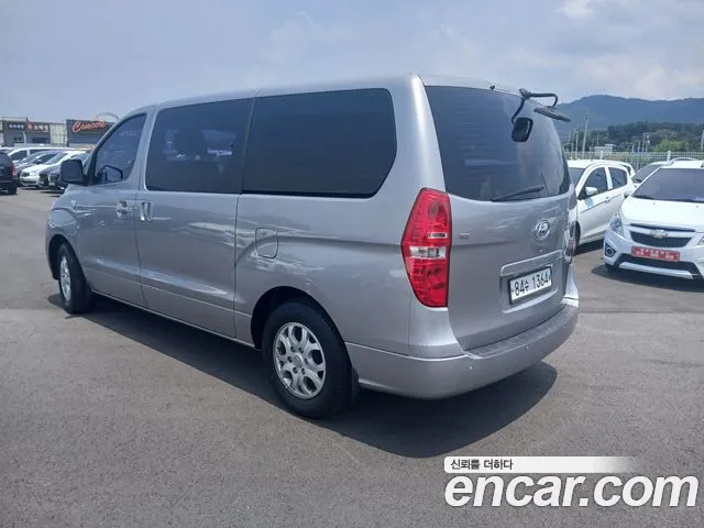 Hyundai Staria 2015 thumb 12