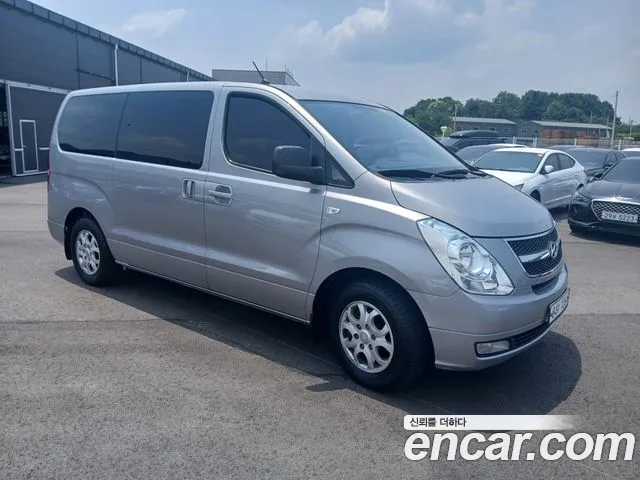 Hyundai Staria 2015 thumb 5