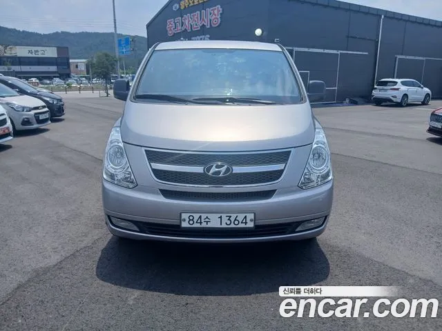 Hyundai Staria 2015 thumb 8