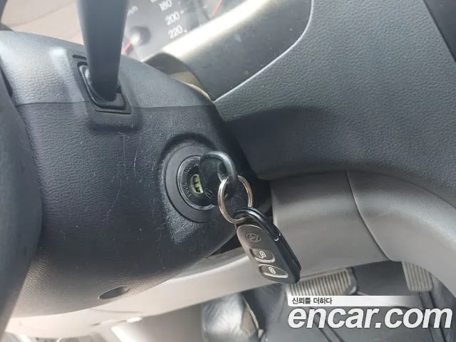 Hyundai Staria 2015 thumb 7