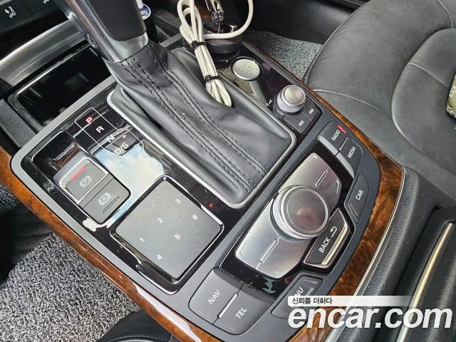 Audi A6 2015 thumb 6