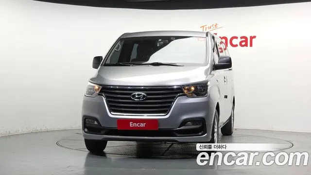 Hyundai Staria 2019 thumb 10