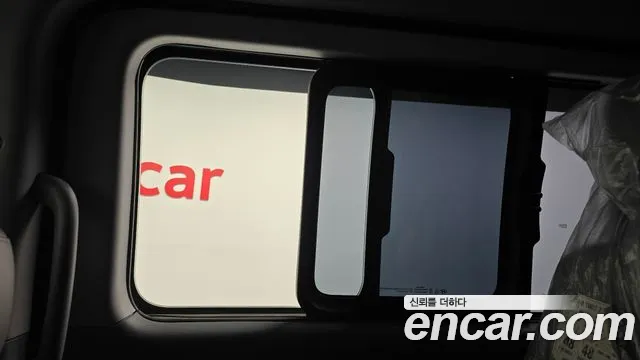 Hyundai Staria 2019 thumb 5
