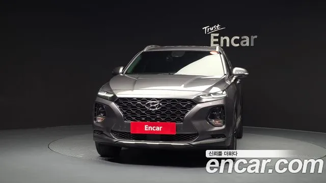 Hyundai Santa Fe 2018 thumb 4