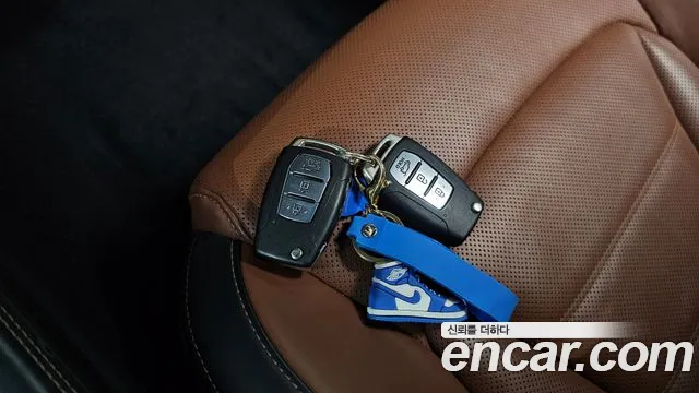 KGM Rexton 2018 thumb 9
