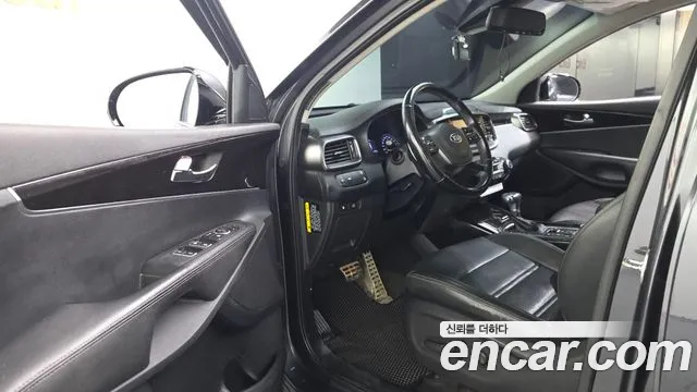 Kia Sorento 2018 thumb 4