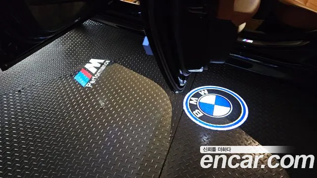 BMW 5 серии 2017 thumb 4