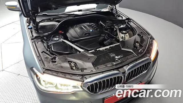 BMW 5 серии 2018 thumb 7