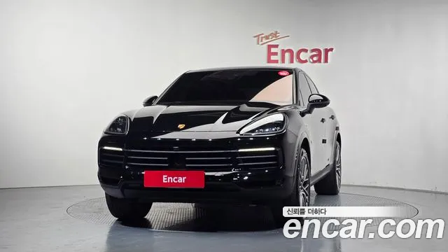 Porsche Cayenne 2023 thumb 10