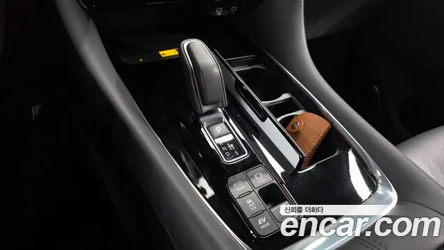 Toyota Alphard 2025 thumb 12